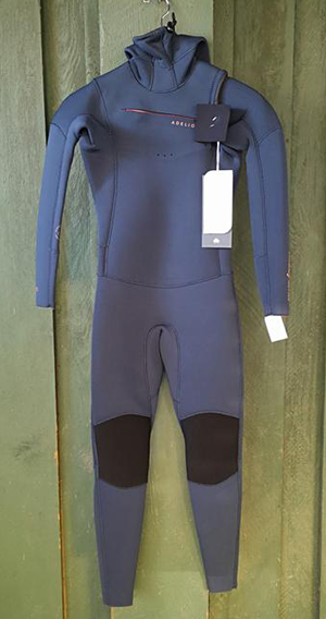 Adelio Brinkley 4/3 Hooded Women's Wetsuit