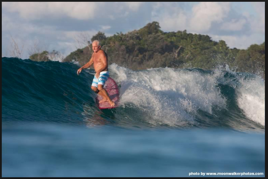 Maestros Del Longboard - Bob Mctavish Clip