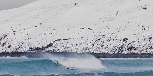 Torren Martyn surfing the Artic | Nordurland film