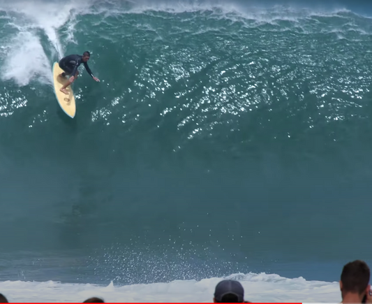 MOON STATION | The Tudors and JQuinny having fun in Hawaii