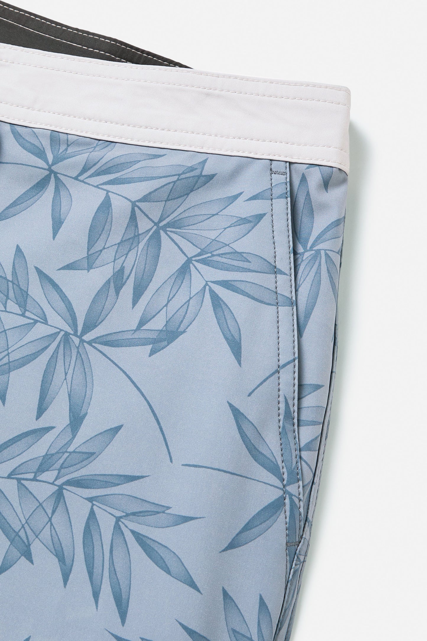 Katin Matcha Hybrid Trunk