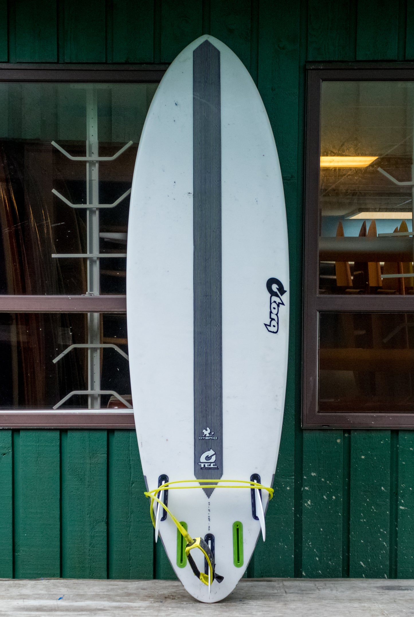 PERFORMANCE SURFBOARD ONLINE RENTAL