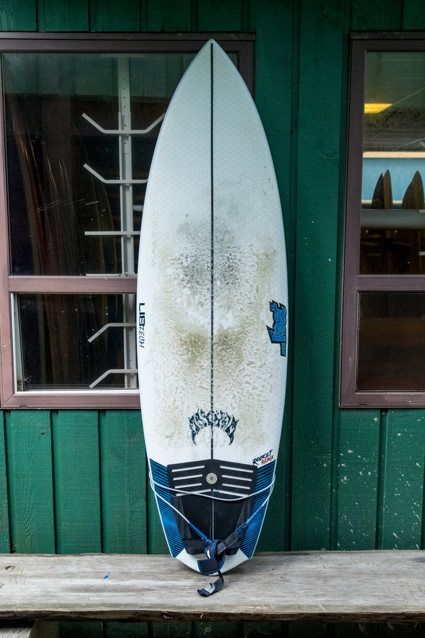 PERFORMANCE SURFBOARD ONLINE RENTAL